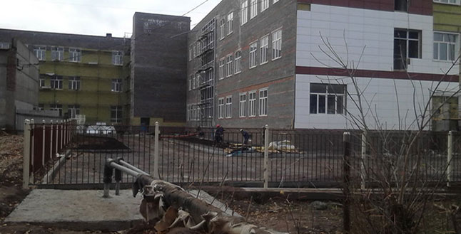 Завершено строительство новой школы в Благовещенске